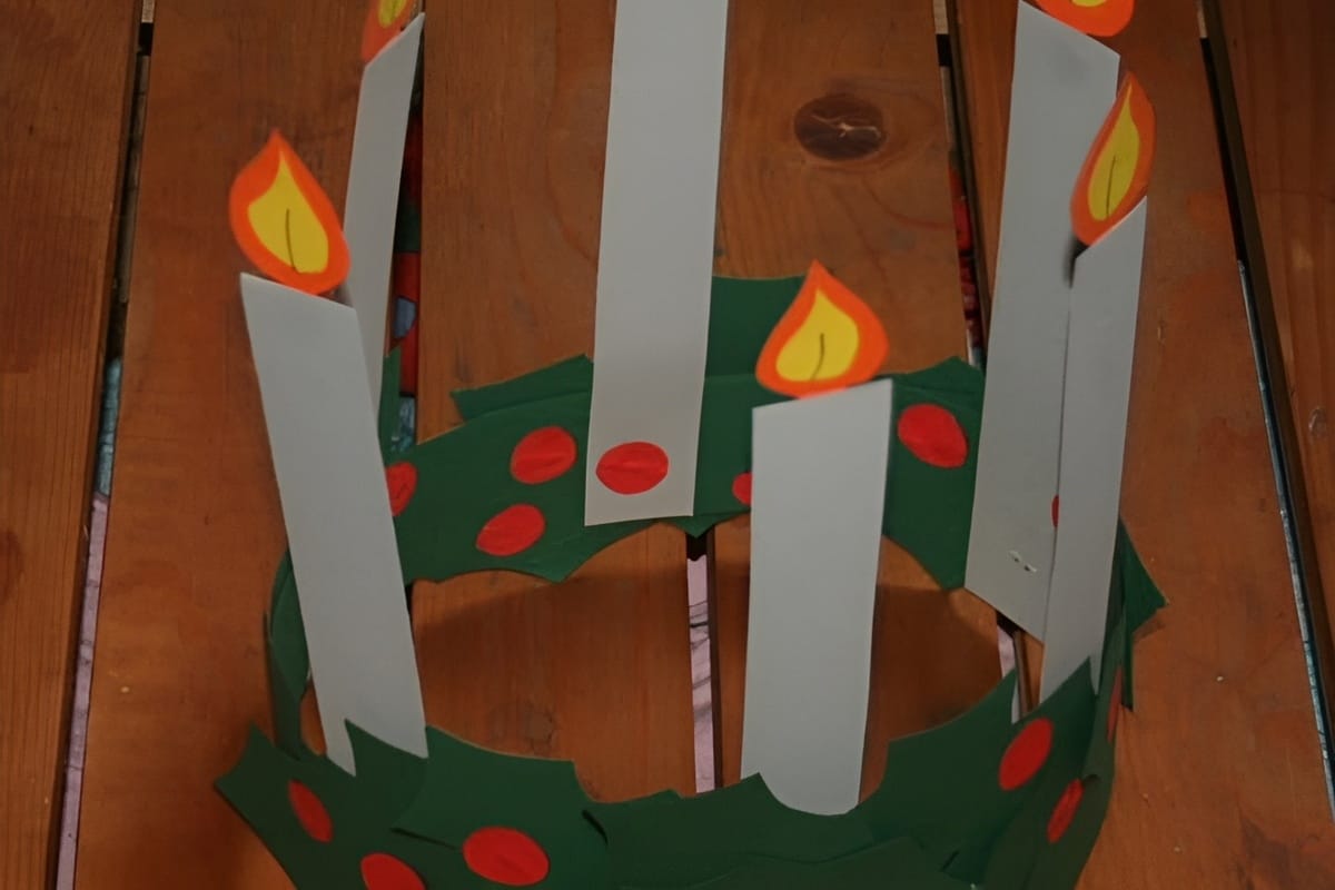 Realizza la tua coroncina di Santa Lucia